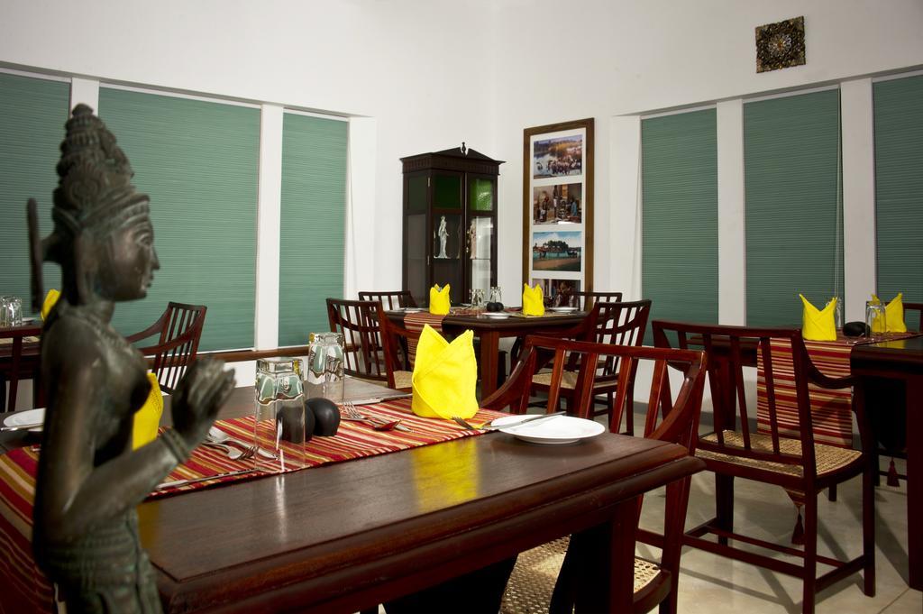 The Elephant Stables Kandy Exterior foto